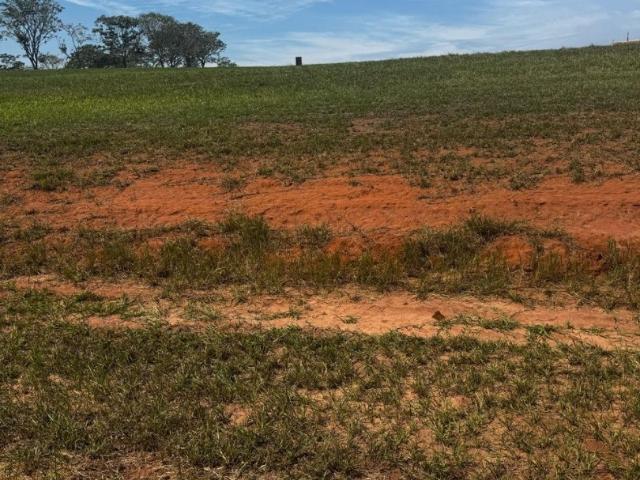 Terreno em Condomínio para Venda em Paranapanema/SP Terras de Santa Cristina