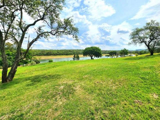Terreno em Condomínio para Venda em Paranapanema/SP Riviera Santa Cristina