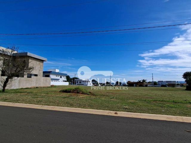 Terreno em Condomínio para Venda em Pardinho/SP Ninho Verde