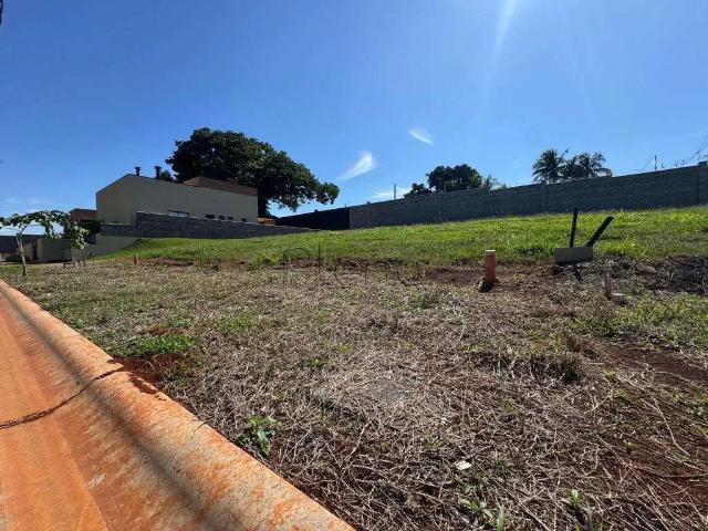 Terreno em Condomínio para Venda em Paulínia/SP Betel