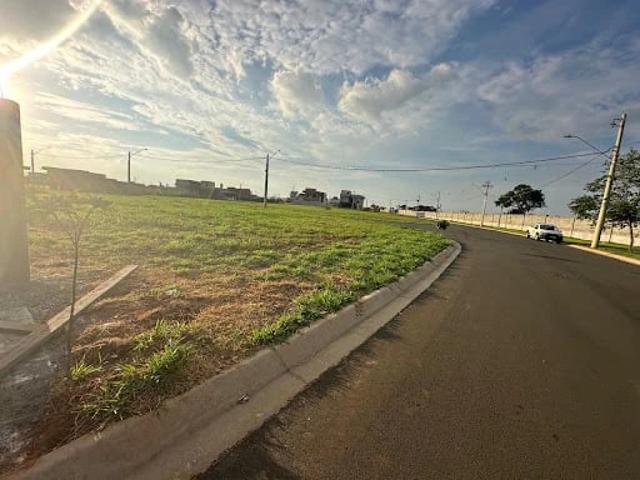 Terreno em Condomínio para Venda em Paulínia/SP Boa Esperança