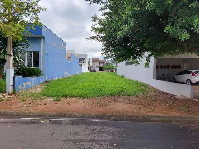 Terreno em Condomínio para Venda em Paulínia/SP Campos do Conde II