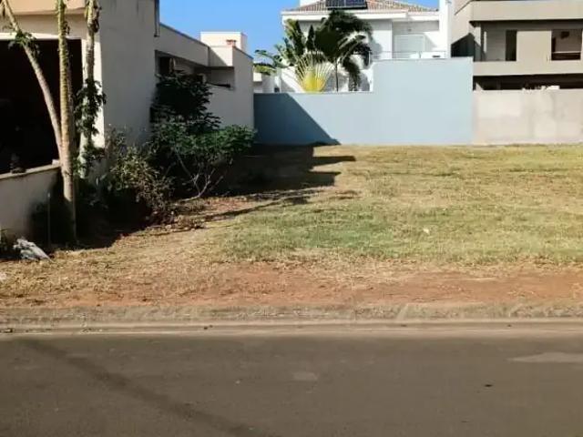 Terreno em Condomínio para Venda em Paulínia/SP Campos do Conde II