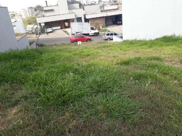 Terreno em Condomínio para Venda em Paulínia/SP Jardim Ypê