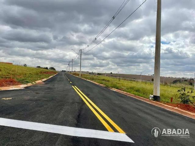 Terreno em Condomínio para Venda em Paulínia/SP São Bento