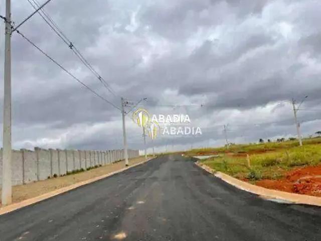 Terreno em Condomínio para Venda em Paulínia/SP São Bento