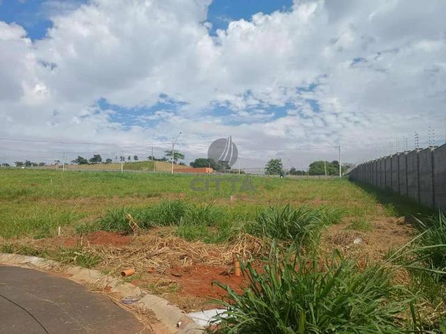 Terreno em Condomínio para Venda em Paulínia/SP São Bento