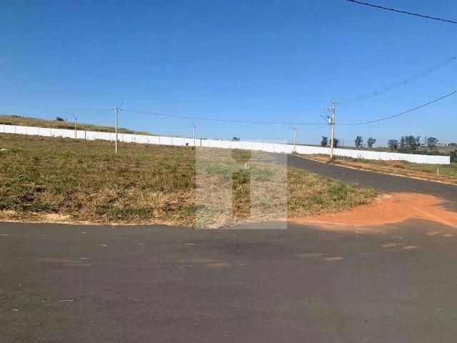 Terreno em Condomínio para Venda em Paulínia/SP São Bento