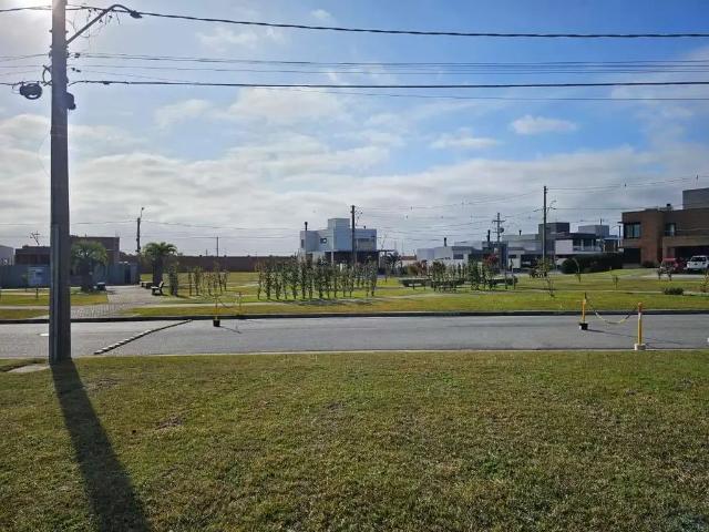 Terreno em Condomínio para Venda em Pelotas/RS Laranjal