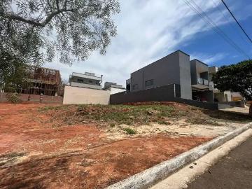 Terreno em Condomínio para Venda em Piracicaba/SP São Luiz