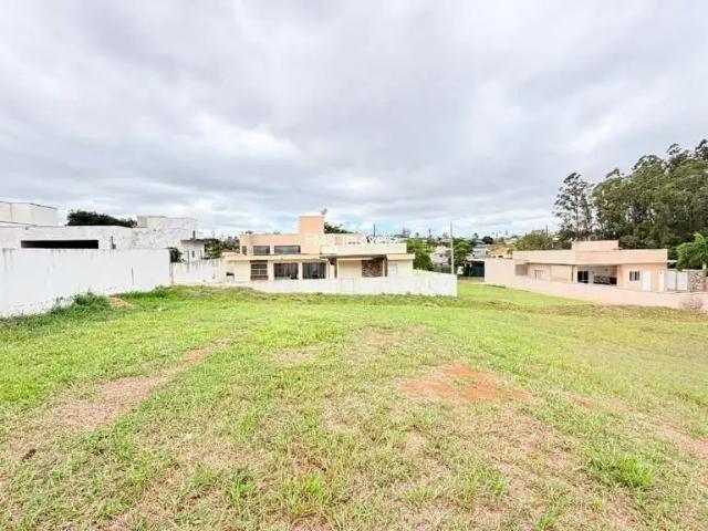 Terreno em Condomínio para Venda em Porangaba/SP Ninho Verde