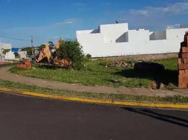 Terreno em Condomínio para Venda em Presidente Prudente/SP Village Damha