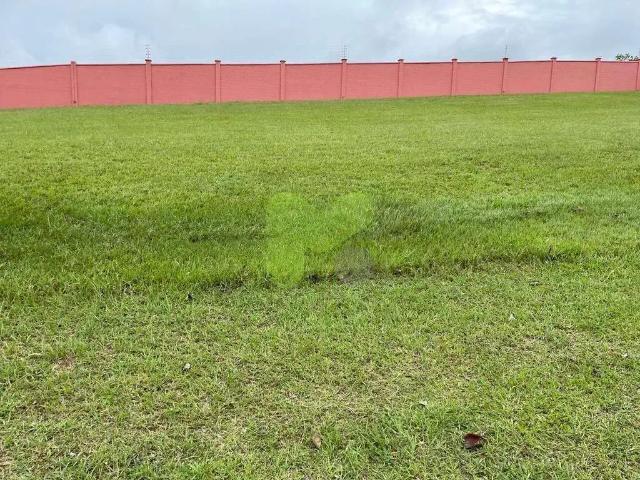 Terreno em Condomínio para Venda em Rio das Ostras/RJ Alphaville