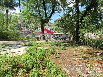Terreno em Condomínio para Venda em Rio de Janeiro/RJ Cascadura