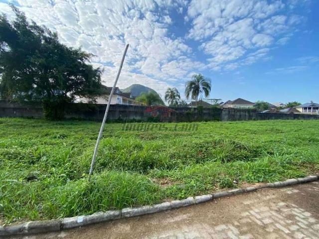 Terreno em Condomínio para Venda em Rio de Janeiro/RJ Vargem Pequena