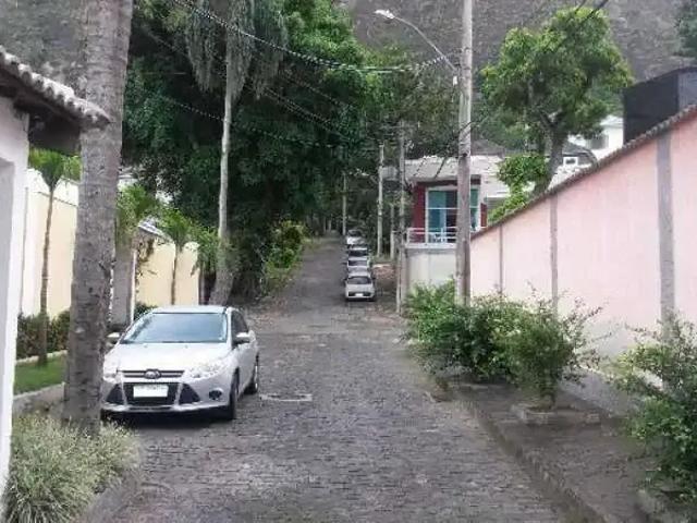 Terreno em Condomínio para Venda em Rio de Janeiro/RJ Vargem Pequena