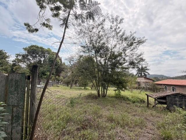 Terreno em Condomínio para Venda em Ribeirão das Neves/MG Condomínio Vale do Ouro