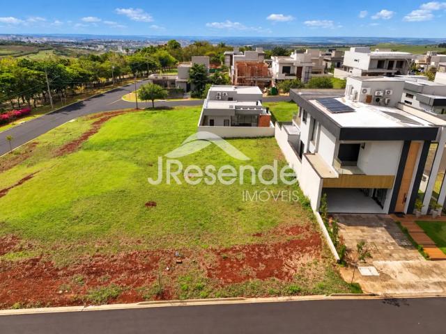 Terreno em Condomínio para Venda em Ribeirão Preto/SP Residencial Alto do Castelo