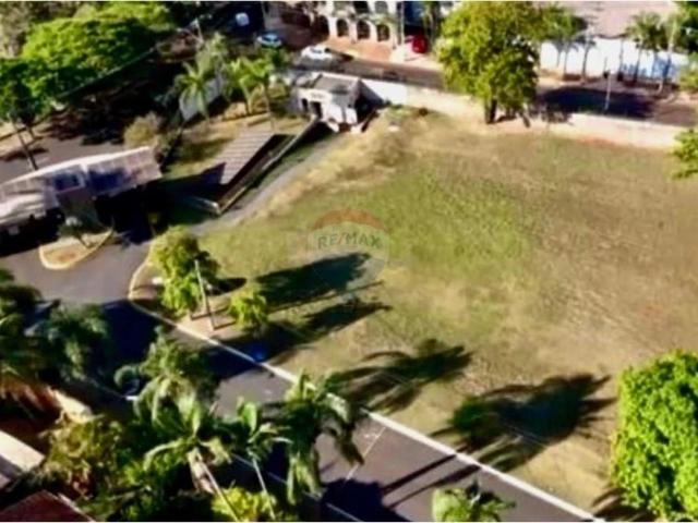 Terreno em Condomínio para Venda em Ribeirão Preto/SP Royal Park
