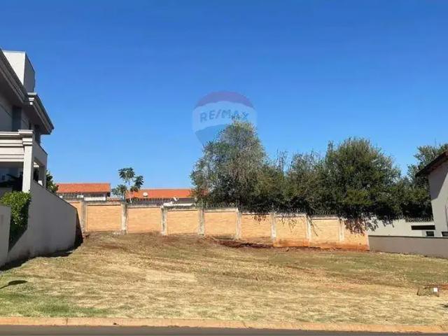Terreno em Condomínio para Venda em Ribeirão Preto/SP Vila do Golf