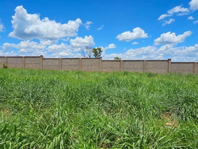 Terreno em Condomínio para Venda em Rifaina/SP Rifaina