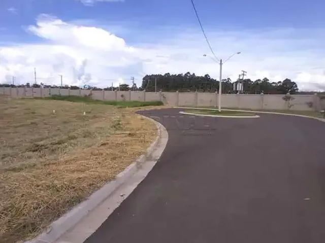 Terreno em Condomínio para Venda em São Carlos/SP Condomínio Village Damha IV
