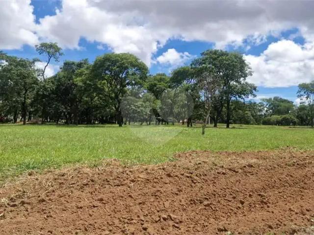 Terreno em Condomínio para Venda em São Carlos/SP Jardim Munique