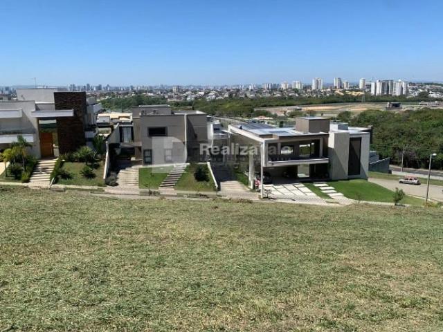 Terreno em Condomínio para Venda em São José dos Campos/SP Condomínio Reserva do Paratehy