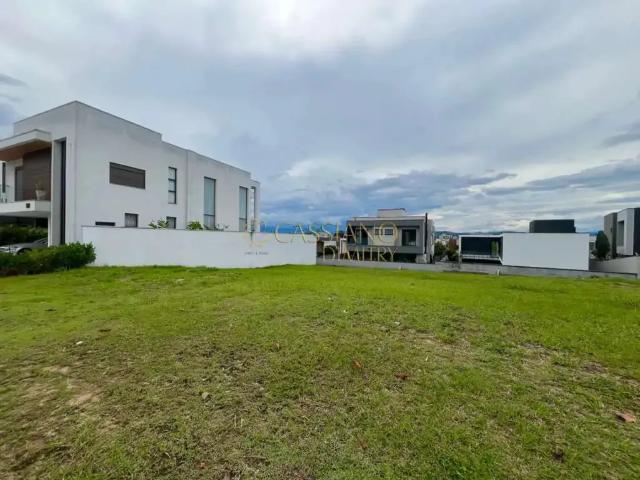 Terreno em Condomínio para Venda em São José dos Campos/SP Condomínio Residencial Alphaville II