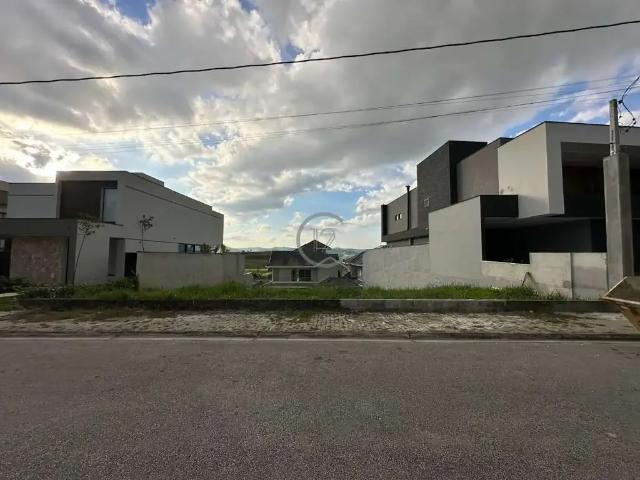 Terreno em Condomínio para Venda em São José dos Campos/SP Condomínio Residencial Jaguary
