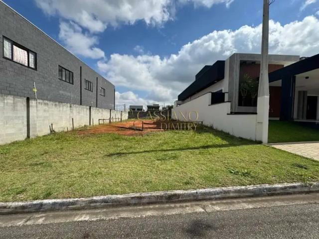 Terreno em Condomínio para Venda em São José dos Campos/SP Floresta