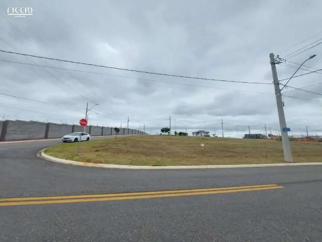 Terreno em Condomínio para Venda em São José dos Campos/SP Loteamento Floresta