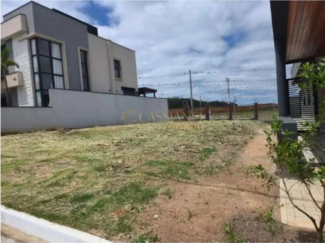 Terreno em Condomínio para Venda em São José dos Campos/SP Loteamento Floresta