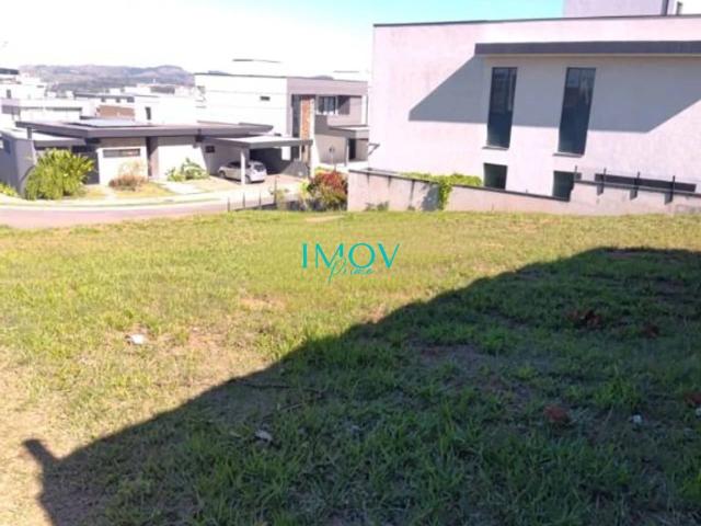 Terreno em Condomínio para Venda em São José dos Campos/SP Loteamento Floresta