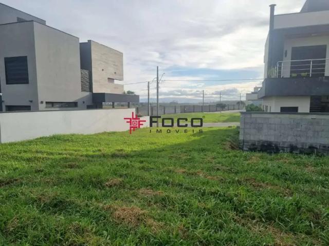 Terreno em Condomínio para Venda em São José dos Campos/SP Loteamento Floresta
