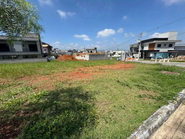 Terreno em Condomínio para Venda em São José dos Campos/SP Loteamento Floresta