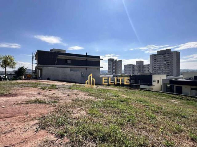 Terreno em Condomínio para Venda em São José dos Campos/SP Urbanova