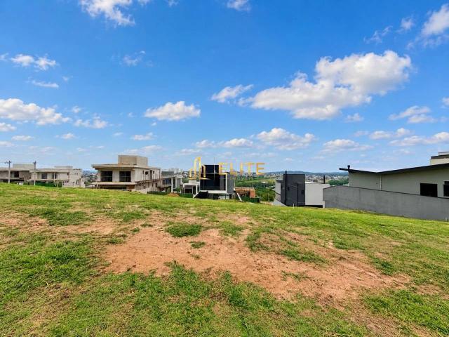 Terreno em Condomínio para Venda em São José dos Campos/SP Urbanova