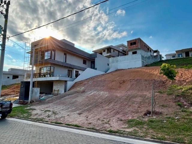 Terreno em Condomínio para Venda em São José dos Campos/SP Urbanova