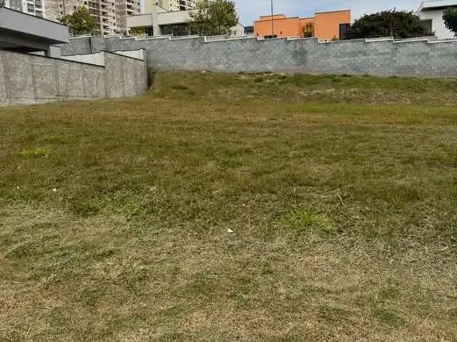 Terreno em Condomínio para Venda em São José dos Campos/SP Urbanova