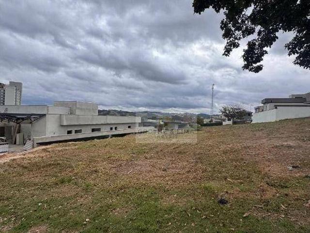 Terreno em Condomínio para Venda em São José dos Campos/SP Urbanova