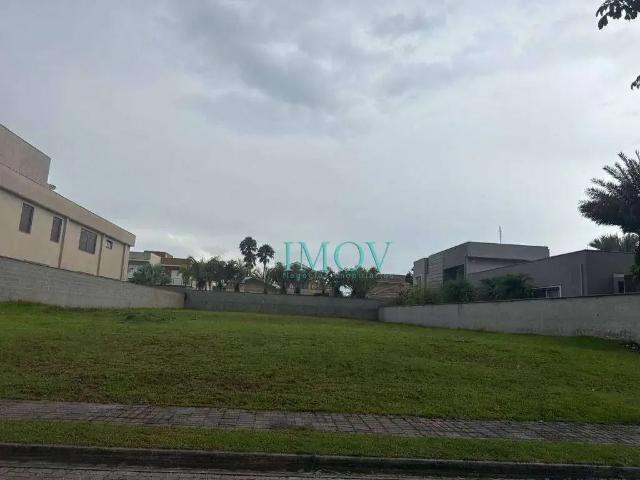 Terreno em Condomínio para Venda em São José dos Campos/SP Urbanova