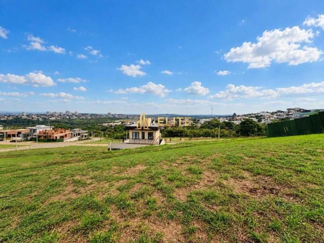 Terreno em Condomínio para Venda em São José dos Campos/SP Urbanova