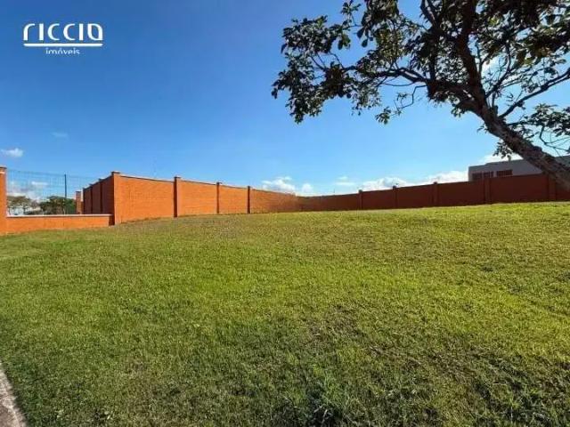 Terreno em Condomínio para Venda em São José dos Campos/SP Urbanova