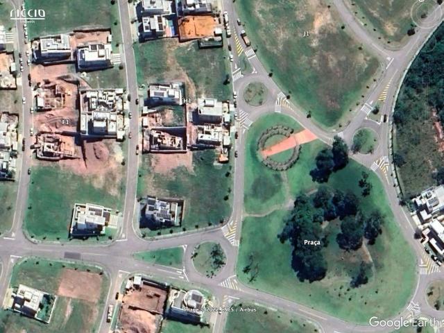 Terreno em Condomínio para Venda em São José dos Campos/SP Urbanova