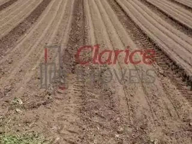 Terreno em Condomínio para Venda em São José dos Pinhais/PR Centro