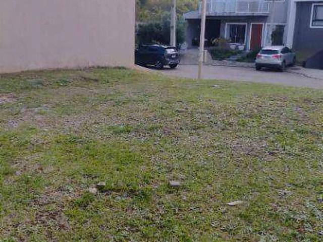 Terreno em Condomínio para Venda em São José dos Pinhais/PR Costeira