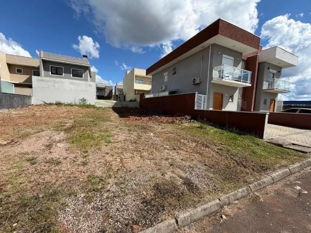 Terreno em Condomínio para Venda em São José dos Pinhais/PR Costeira