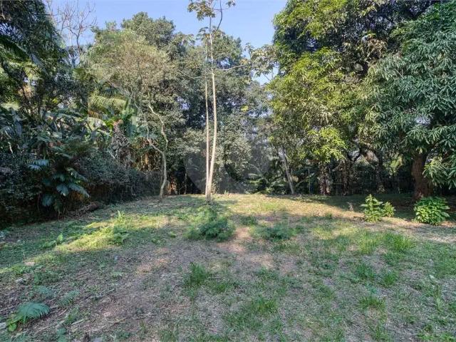 Terreno em Condomínio para Venda em São Paulo/SP Chácara Flora 1 Quartos