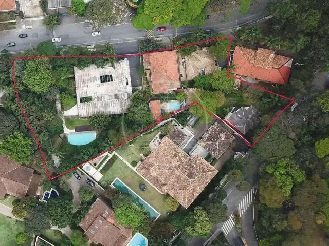 Terreno em Condomínio para Venda em São Paulo/SP Cidade Jardim